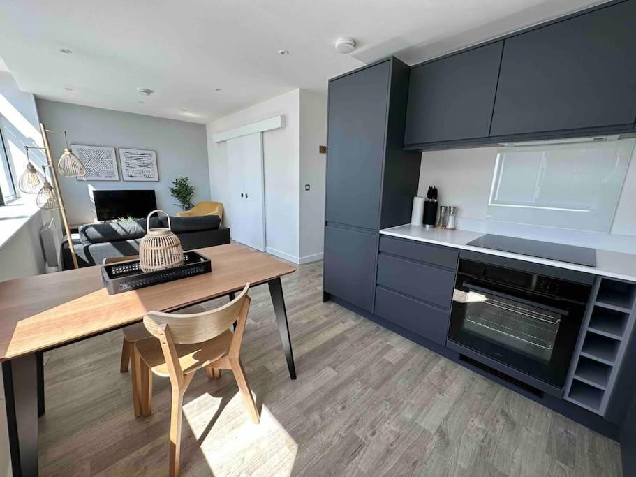 1 Bed Flat With View Of Old Trafford Apartment Manchester Luaran gambar